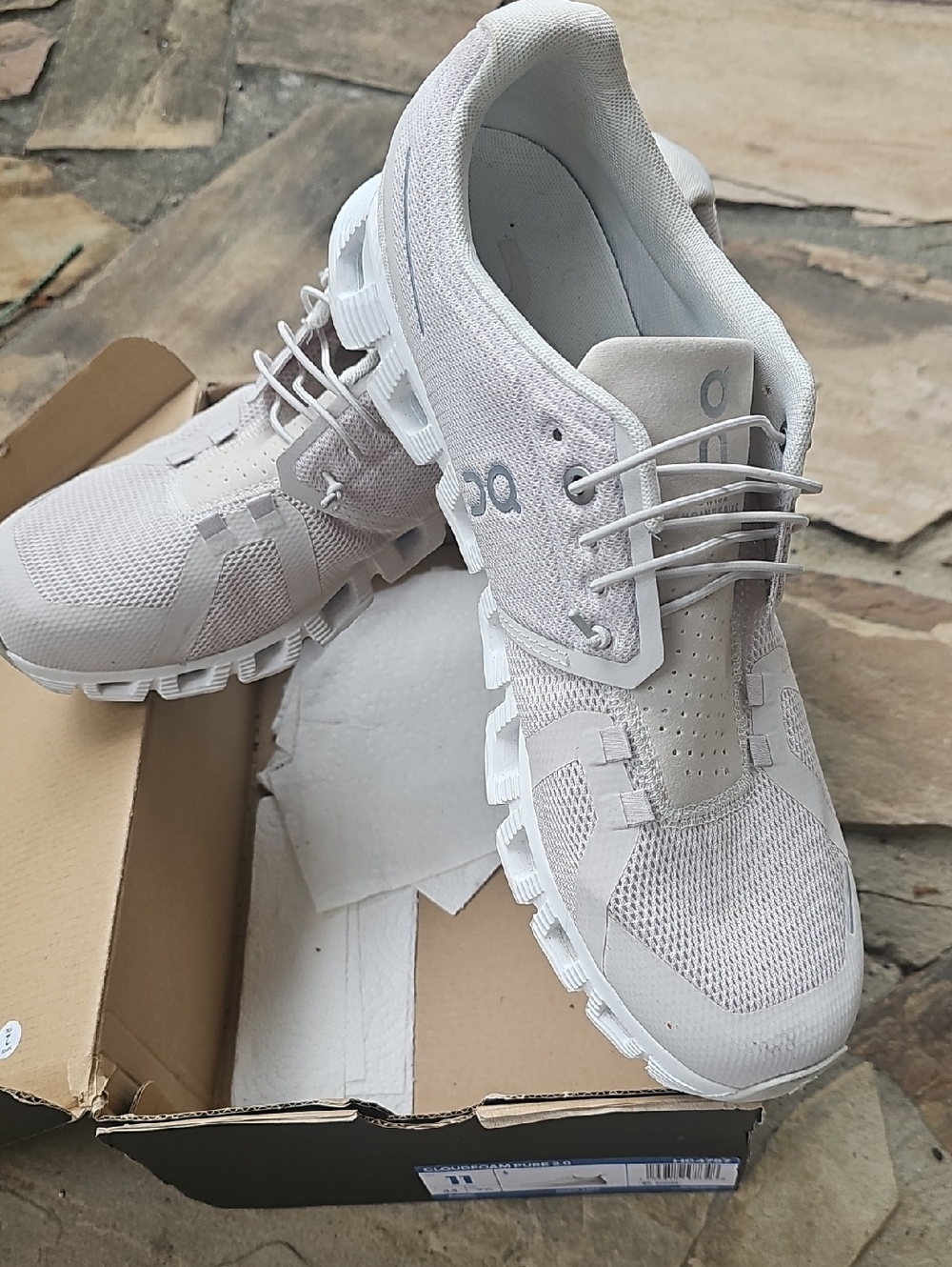 On Running Cloud Men’s Sneakers in Light Gray and White